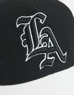 LA Emblem Hat in Black/off White