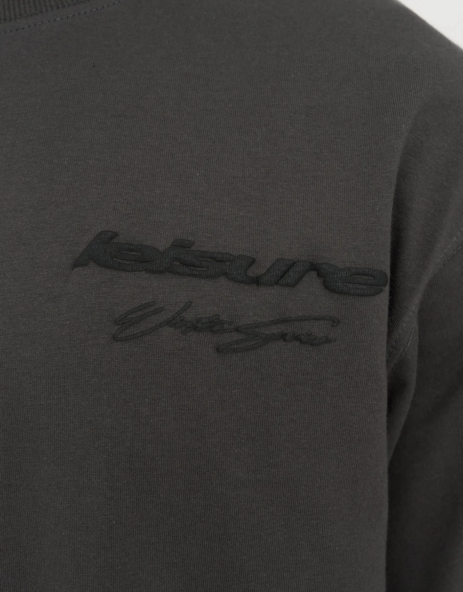 Leisure Relaxed Fit T Shirt in Pewter Grey