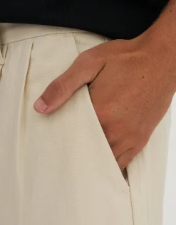 Madison Barrel Fit Pleated Pants in Black