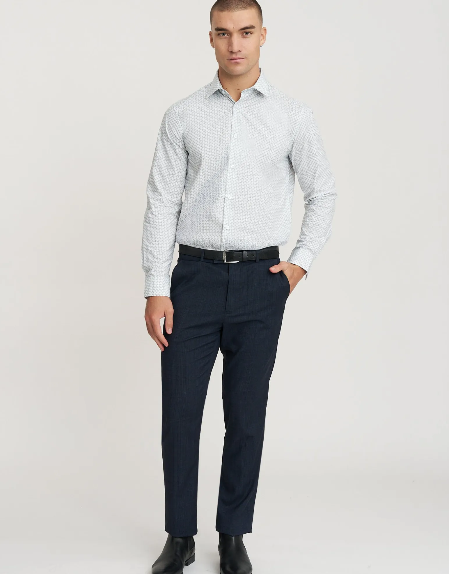 Malo Long Sleeve Dress Shirt in Navy