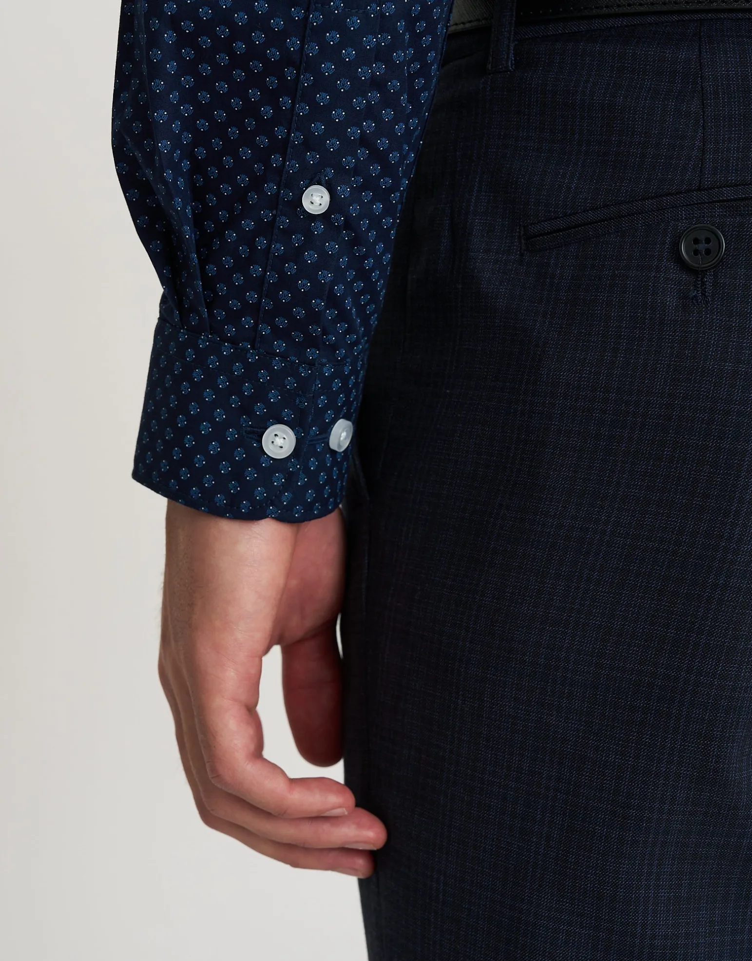 Malo Long Sleeve Dress Shirt in Navy