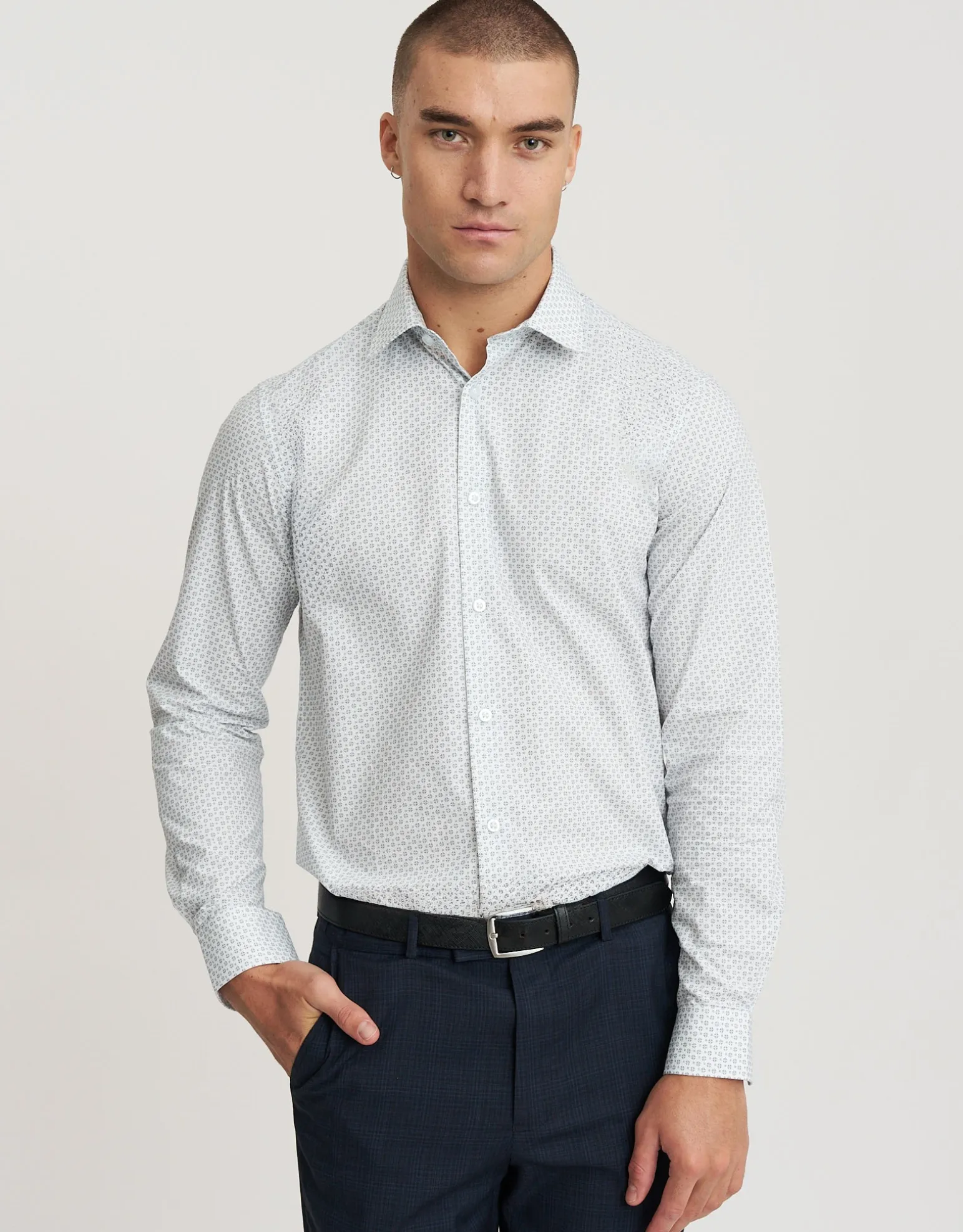 Malo Long Sleeve Dress Shirt in Navy