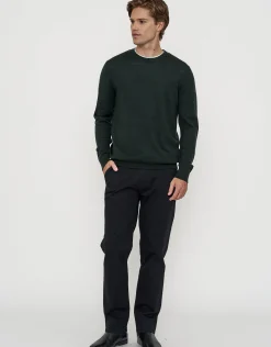100% Merino Crew Neck Knit Jumper in Black