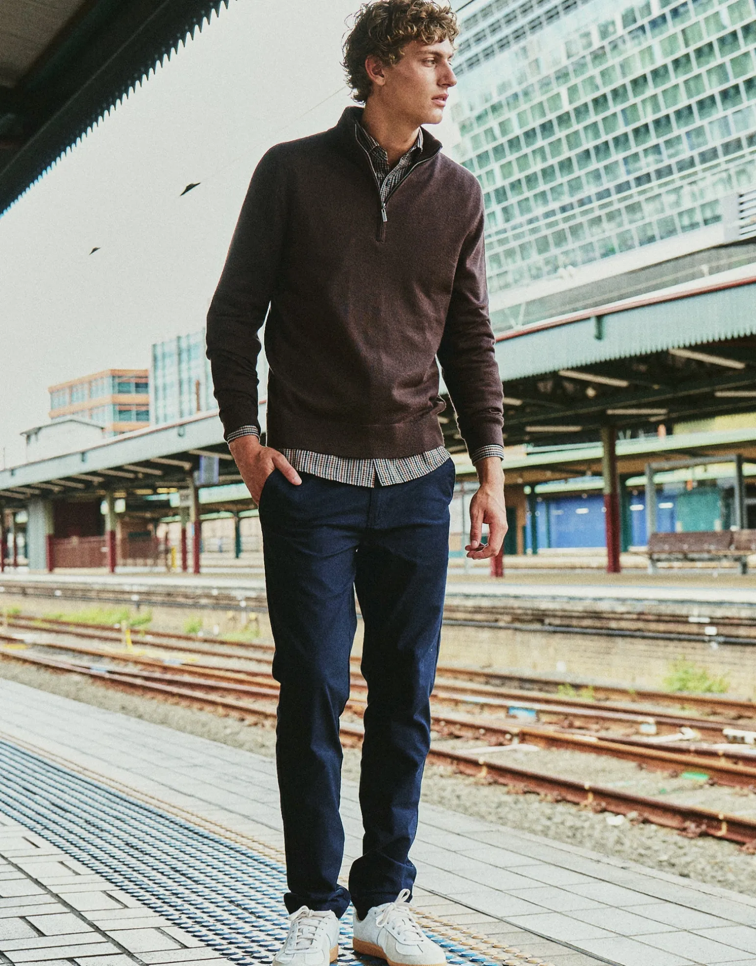 100% Merino Quarter Zip Knit Jumper in Navy Marle