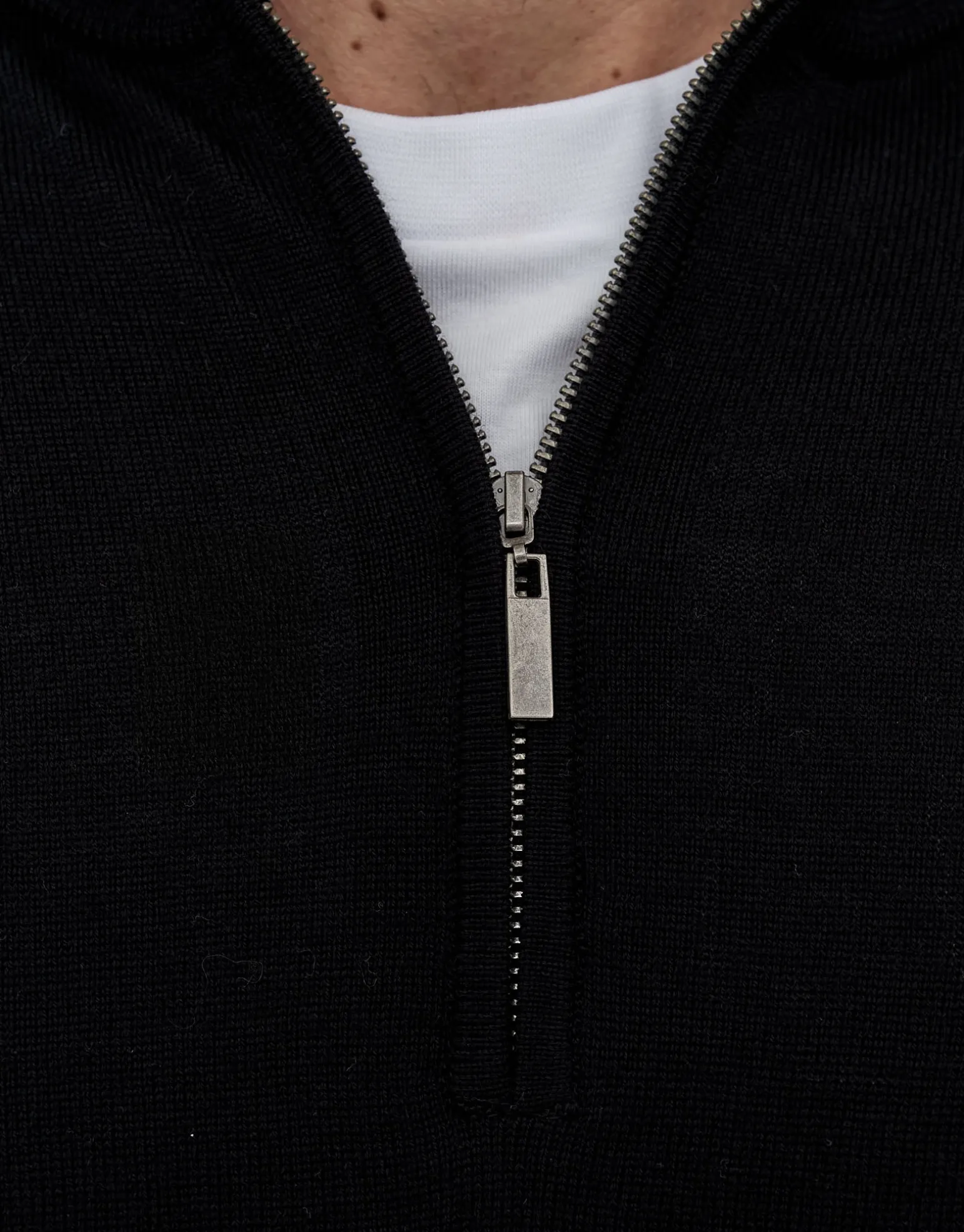 100% Merino Quarter Zip Knit Jumper in Olive