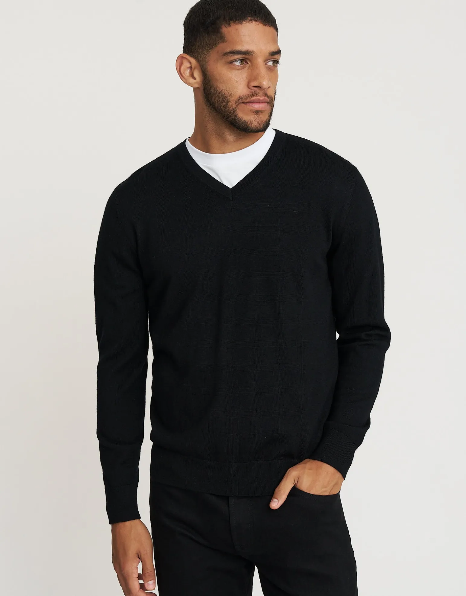 100% Merino V Neck Knit Jumper in Charcoal