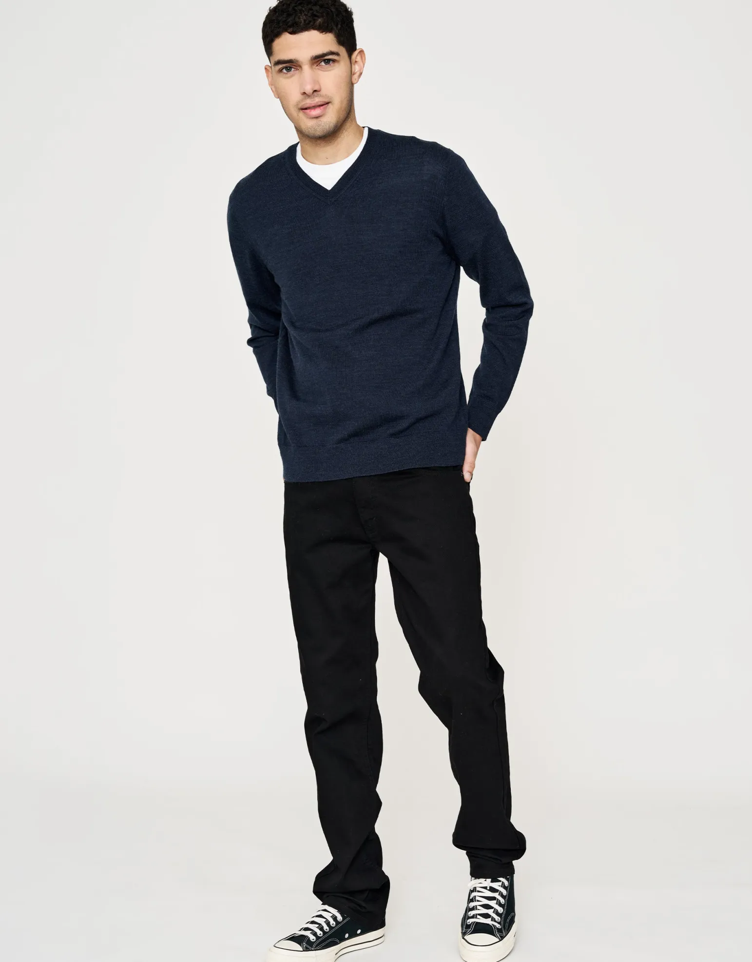 100% Merino V Neck Knit Jumper in Navy Marle