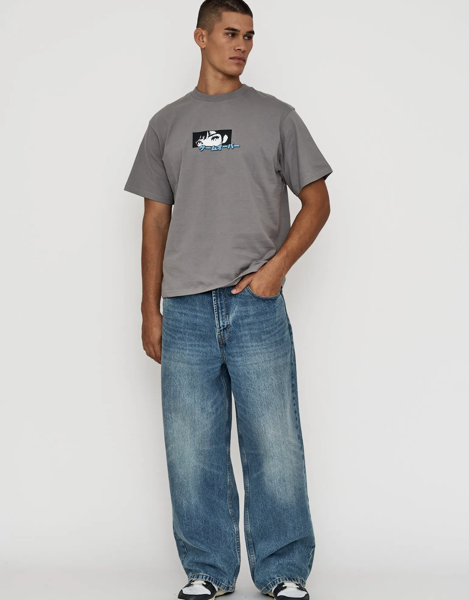 Monte Carlo Car Relaxed Fit T Shirt in Blanc