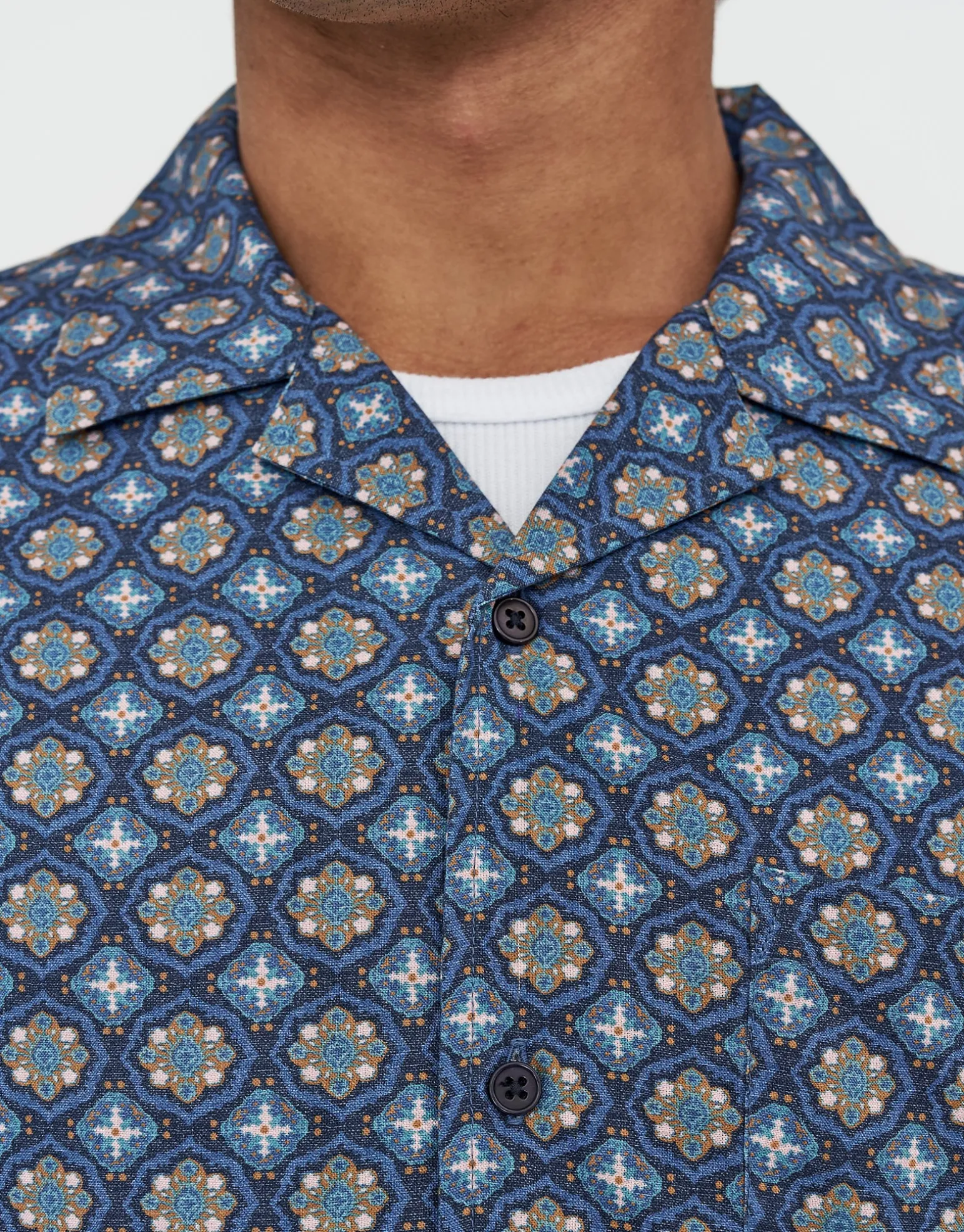 Mosaic Short Sleeve Shirt in Ombre Blue