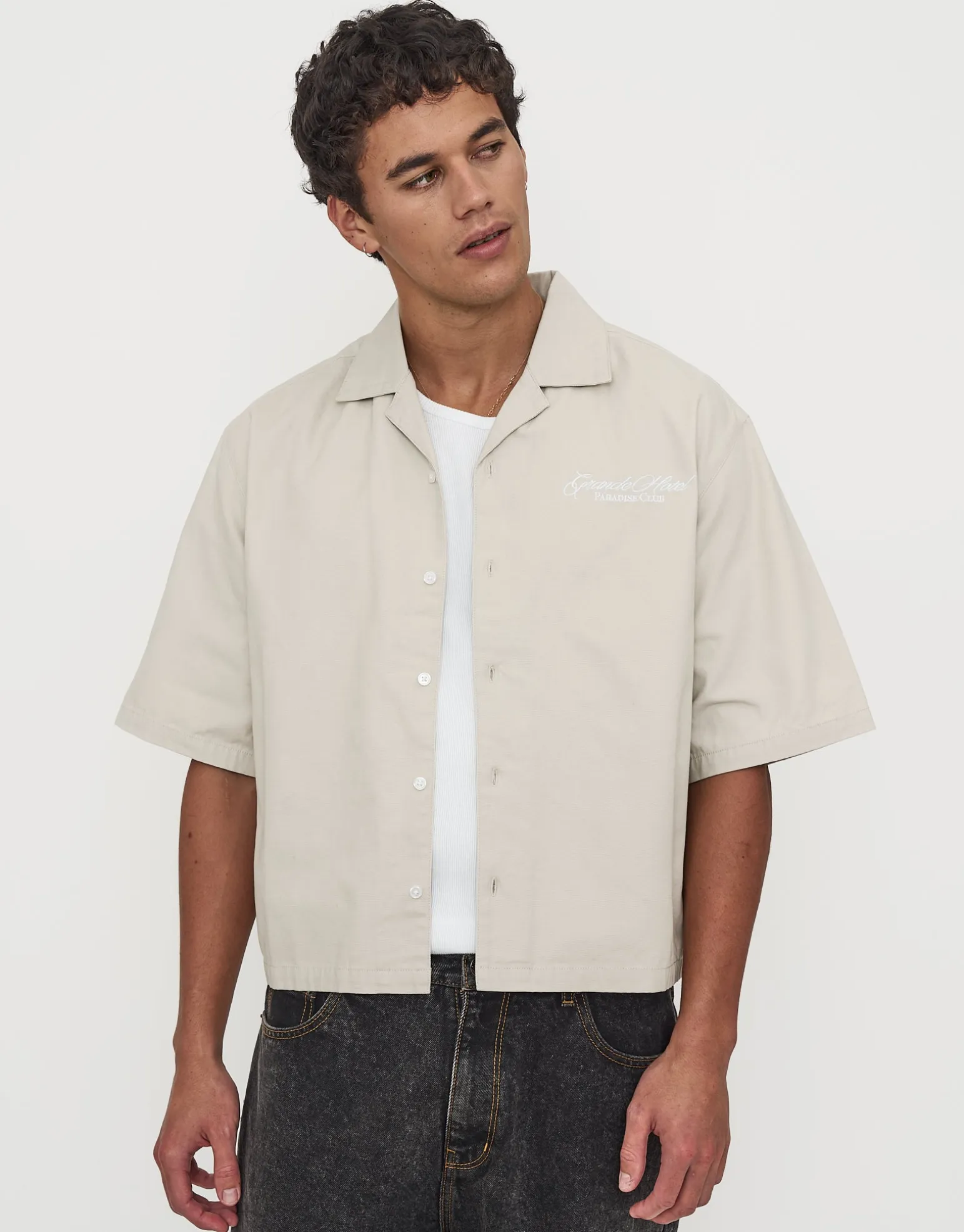 Paradise Club Cropped Short Sleeve Shirt in Desert Stone