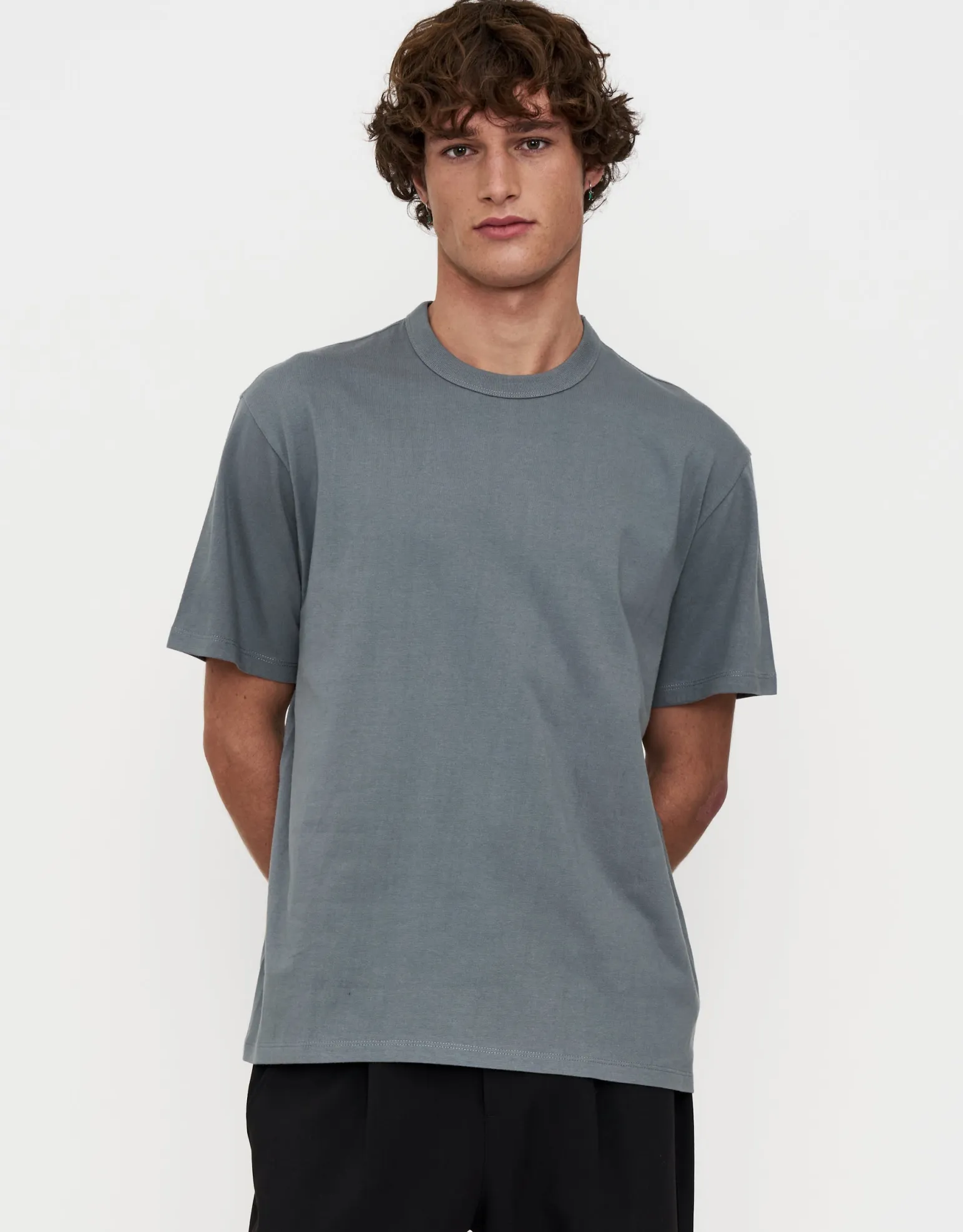Perfect Relaxed Fit T Shirt in Solid Black