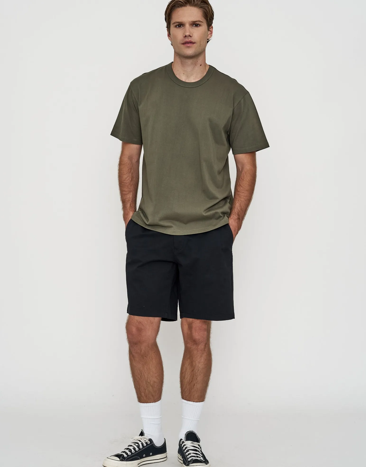 Perfect Relaxed Fit T Shirt in Solid Black