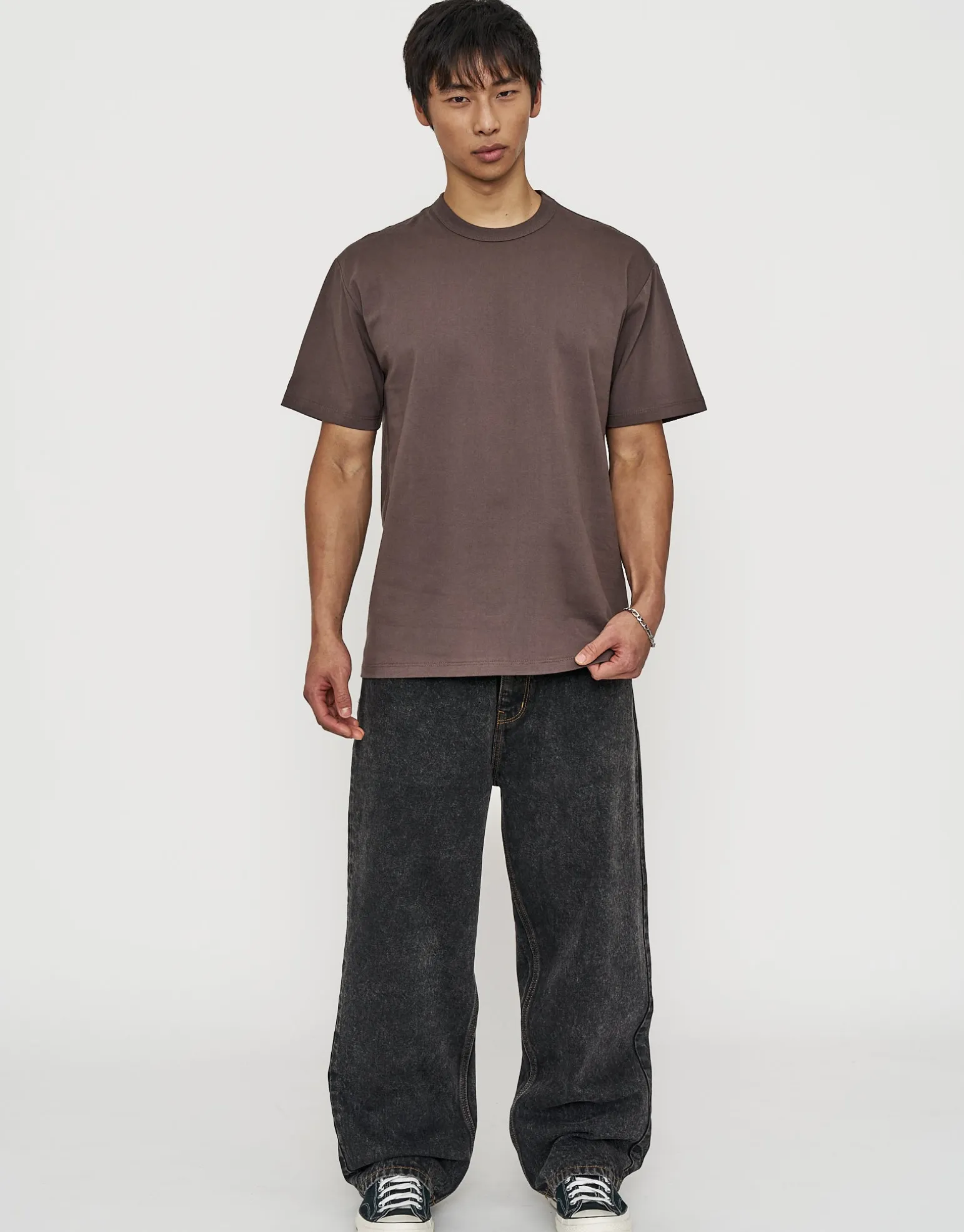 Perfect Relaxed Fit T Shirt in Solid Black