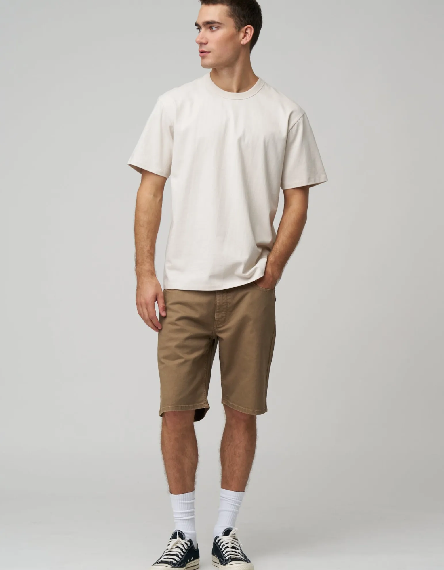 Perfect Relaxed Fit T Shirt in Solid Black