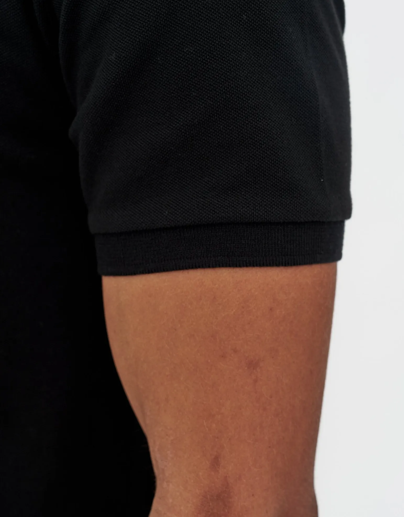 Pique Short Sleeve Polo in Black