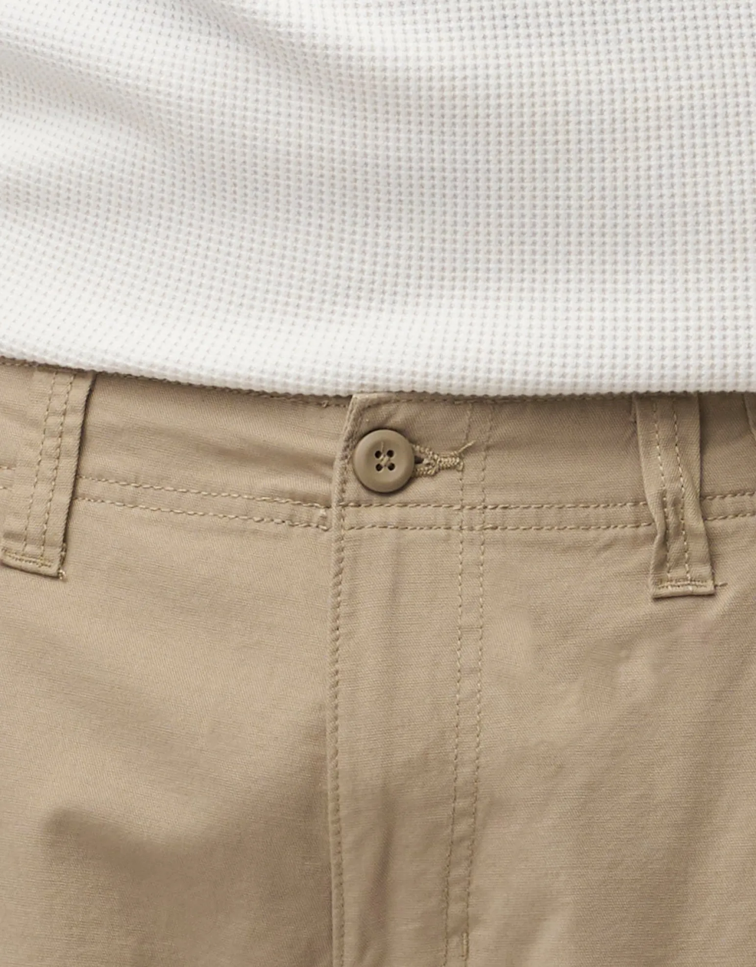 Plain Regular Fit Cargo Shorts in Tan