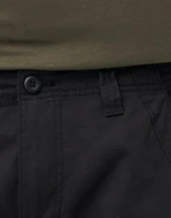 Plain Regular Fit Cargo Shorts in Tan
