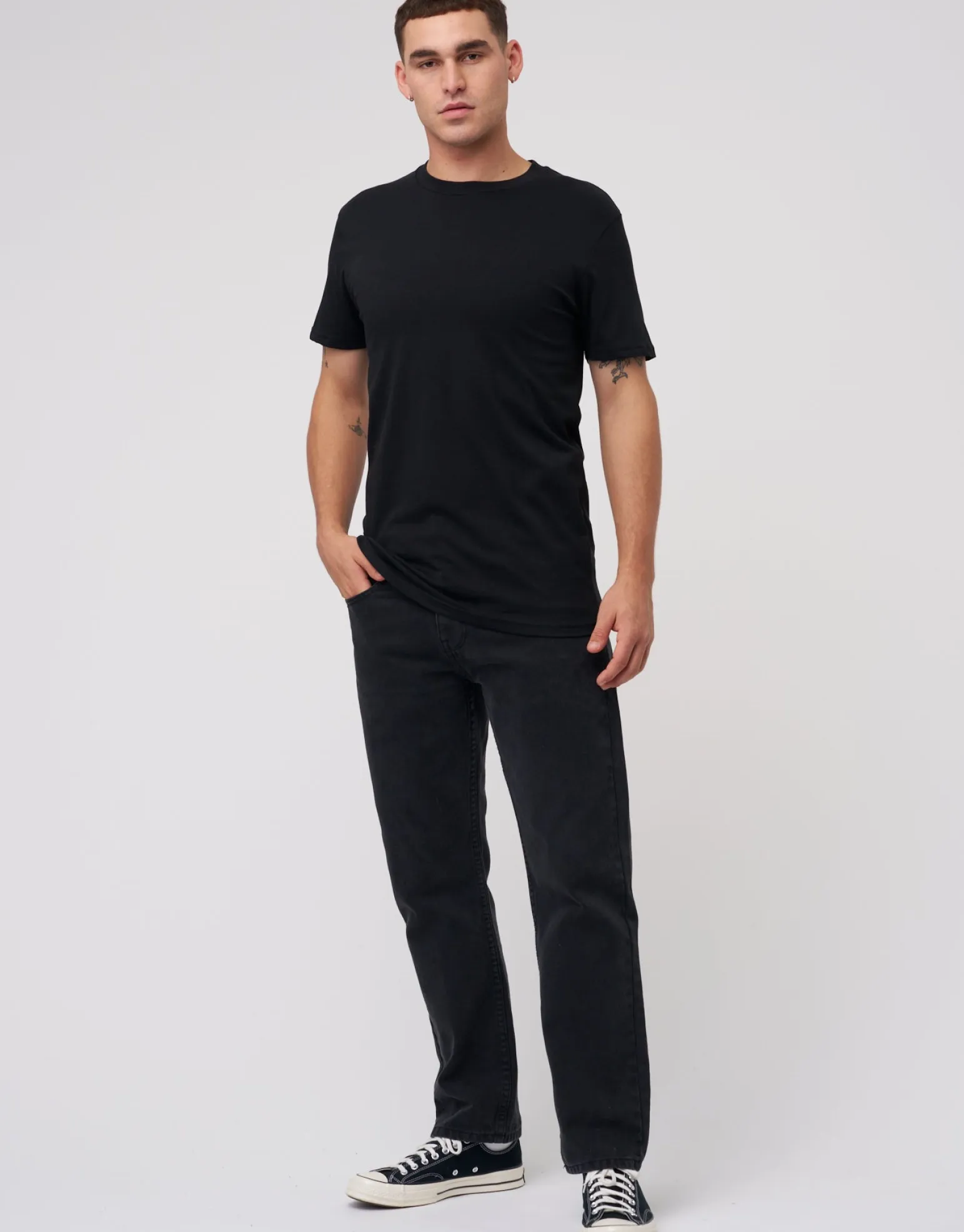 Plain Slim Fit T Shirt in Black