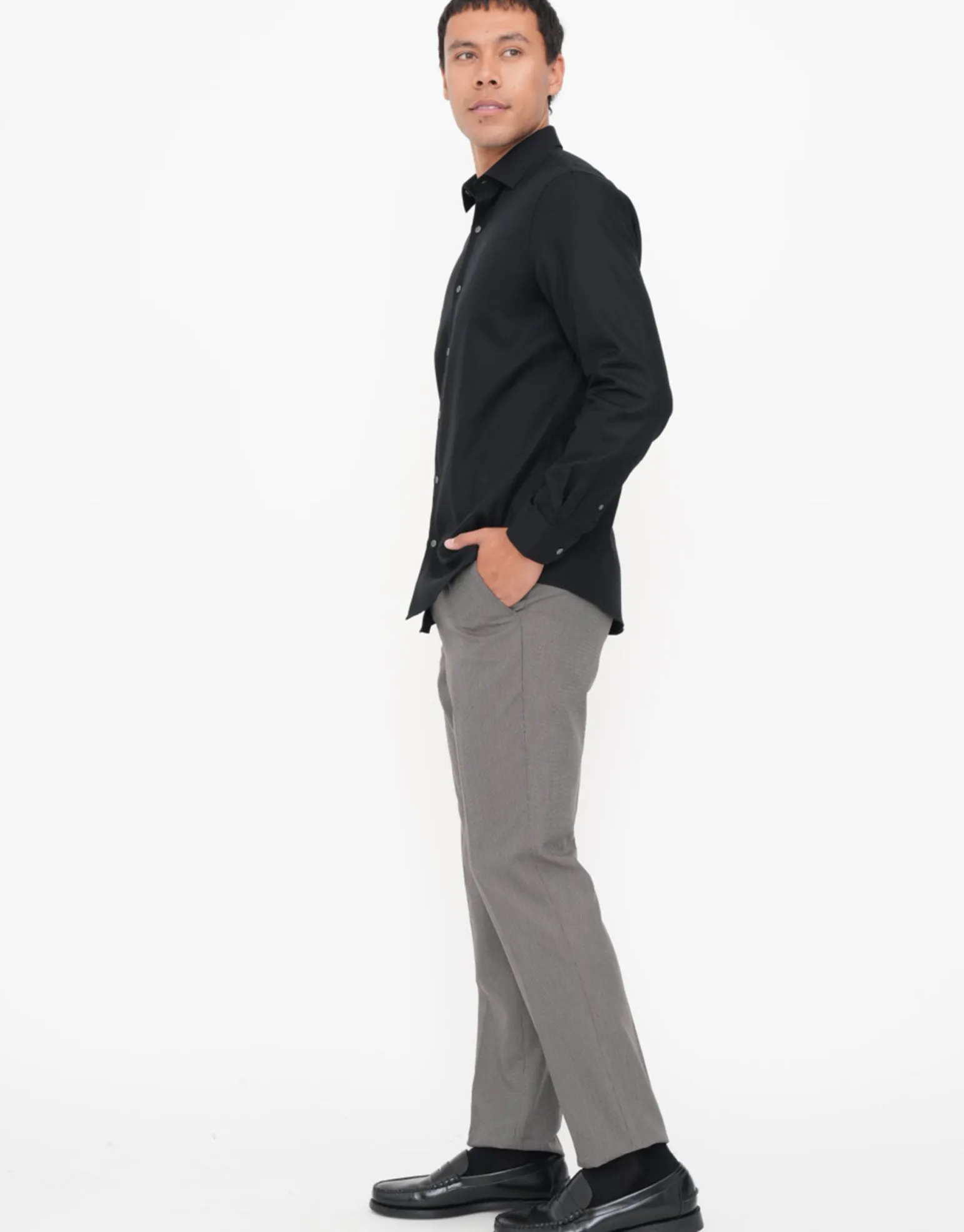 Plain Twill Long Sleeve Dress Shirt in Black