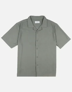Plisse Pleated Relaxed Short Sleeve Shirt in Putty Grey