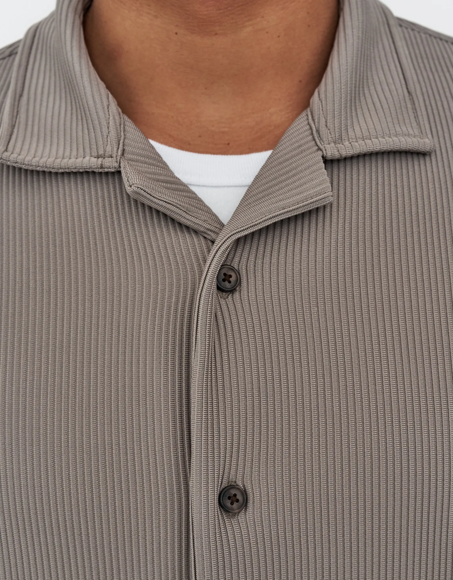 Plisse Pleated Relaxed Short Sleeve Shirt in Off White