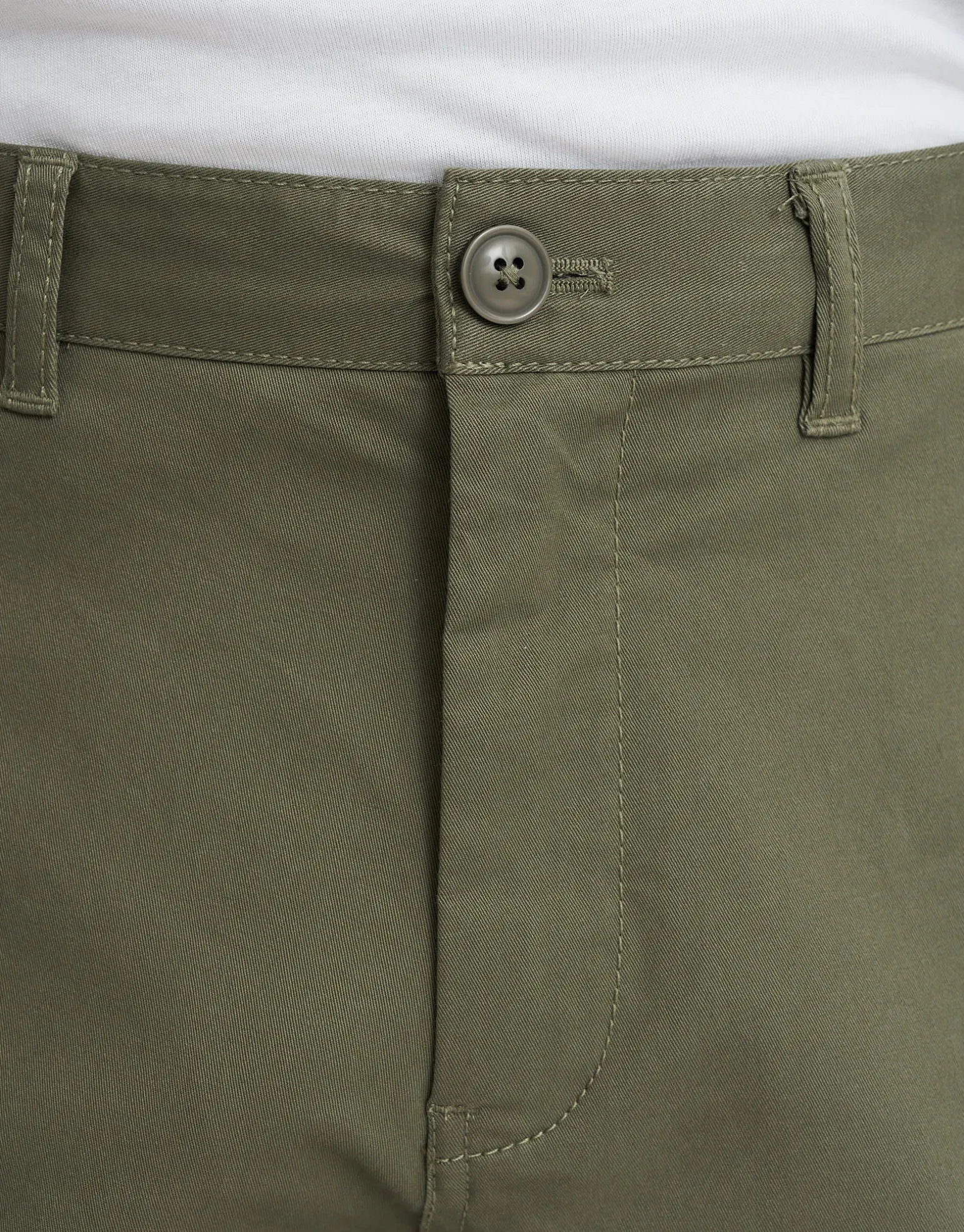 Regular Fit Stretch Chino Shorts in Stone