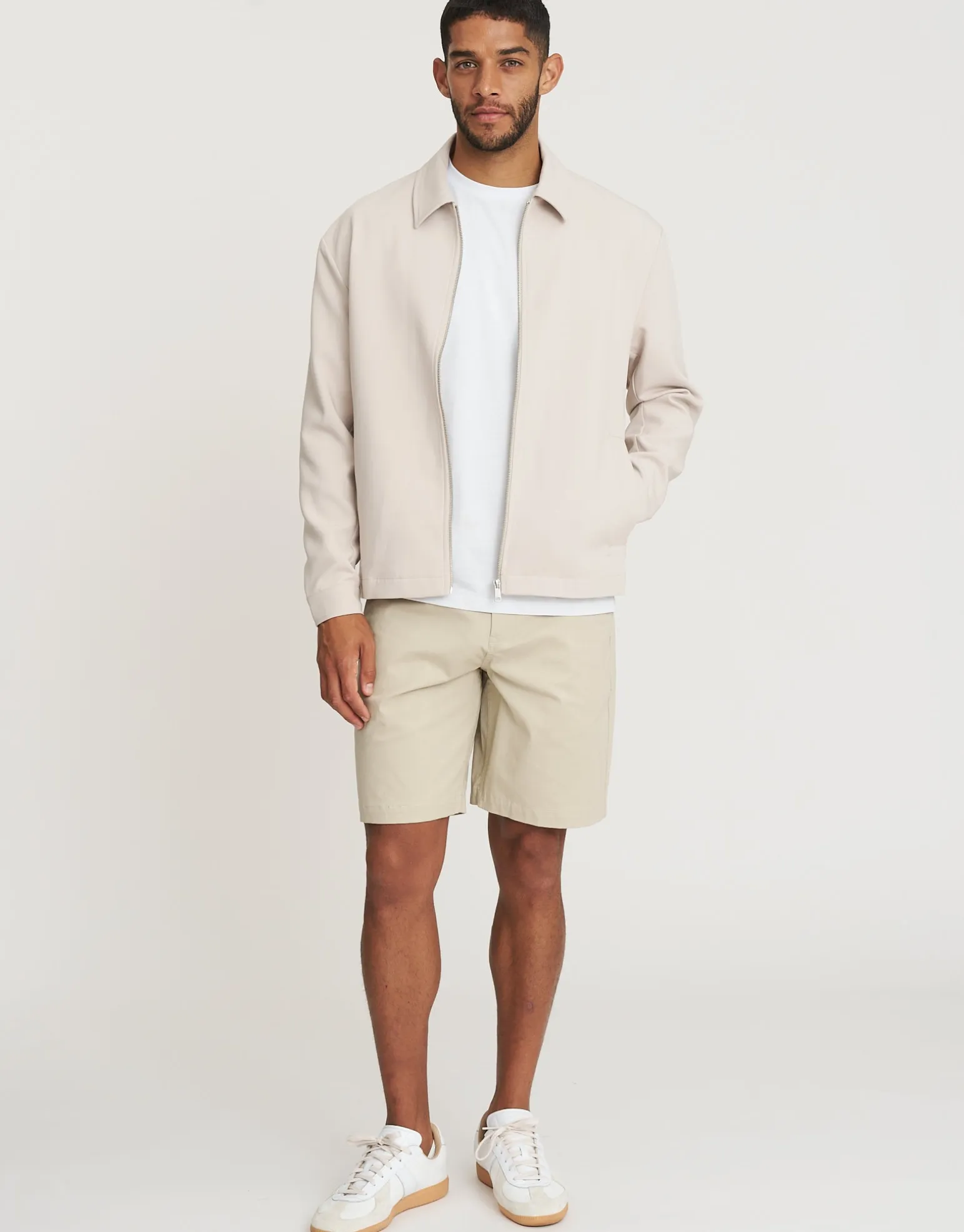 Regular Fit Stretch Chino Shorts in Stone