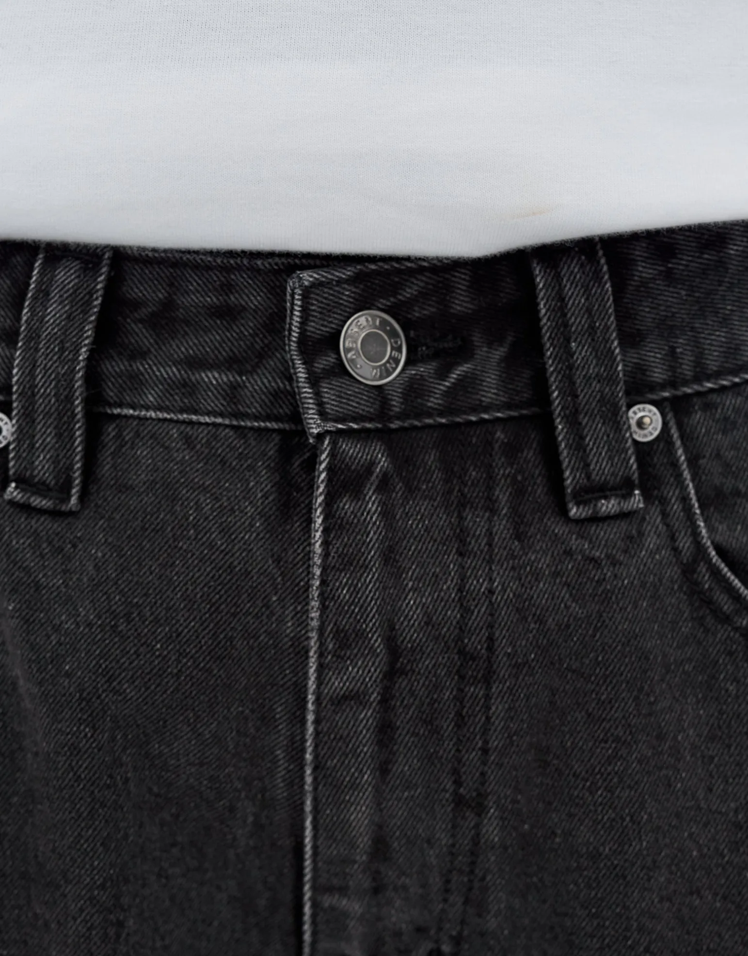 Relaxed Fit Cargo Jorts in Raw Shadow