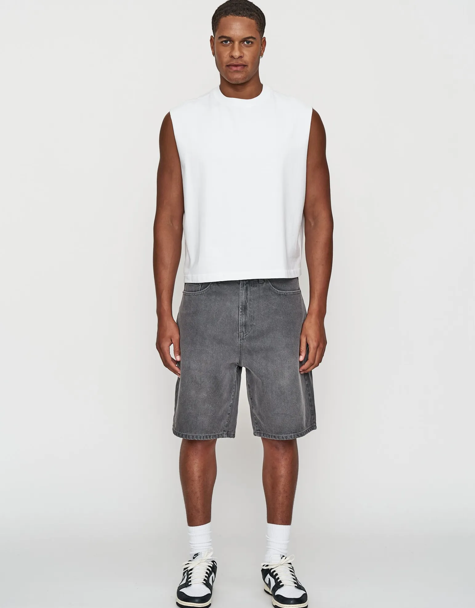 Relaxed Fit Denim Shorts in Washed Black
