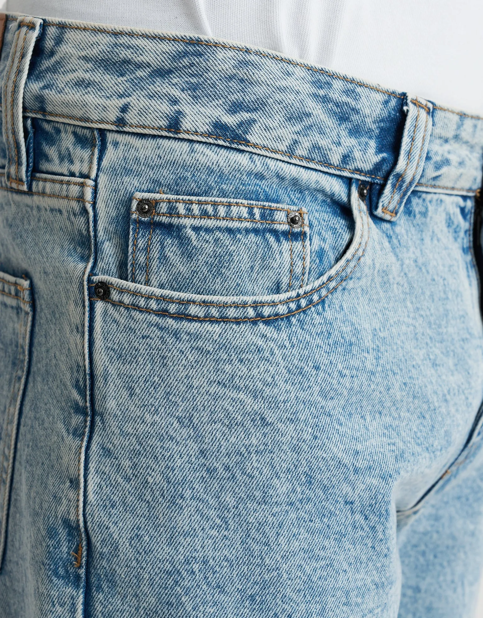 Relaxed Fit Jeans in Blue