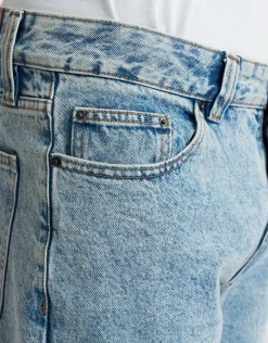 Relaxed Fit Jeans in Grey