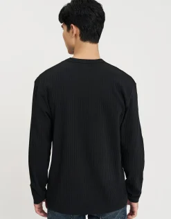 Ribbed Long Sleeve T-Shirt in Black