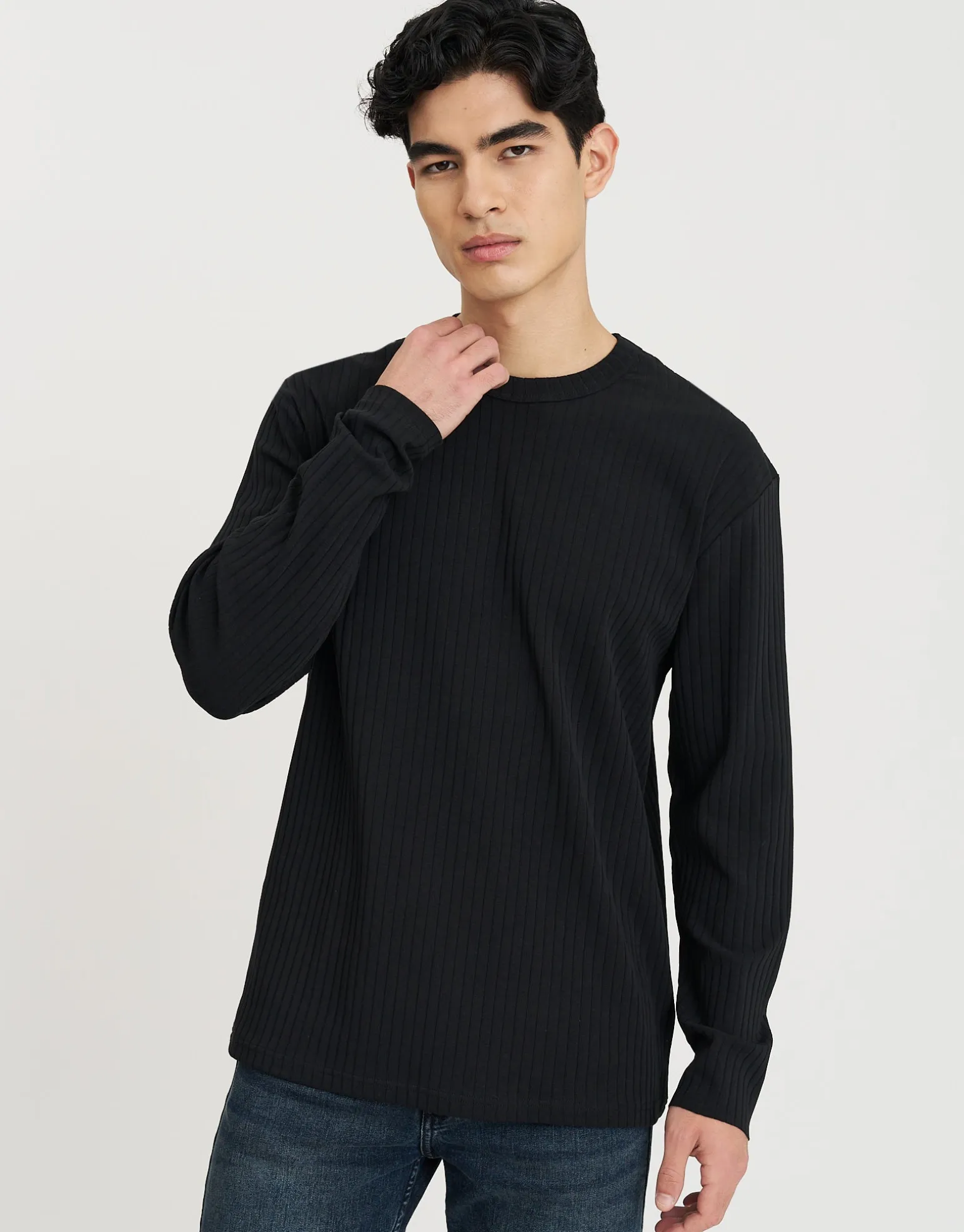 Ribbed Long Sleeve T-Shirt in Optic White