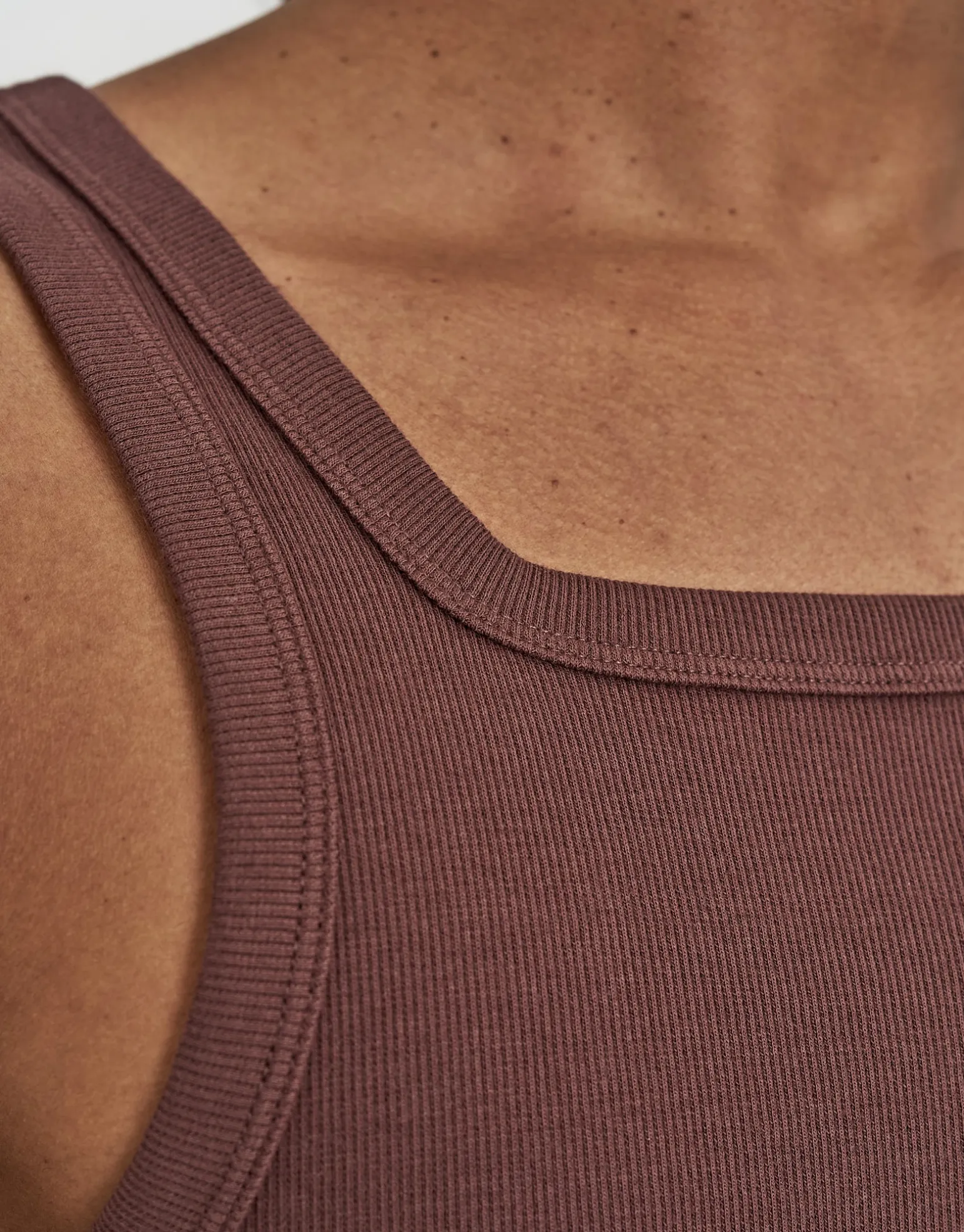 Ribbed Square Neck Singlet in Bitter Brown