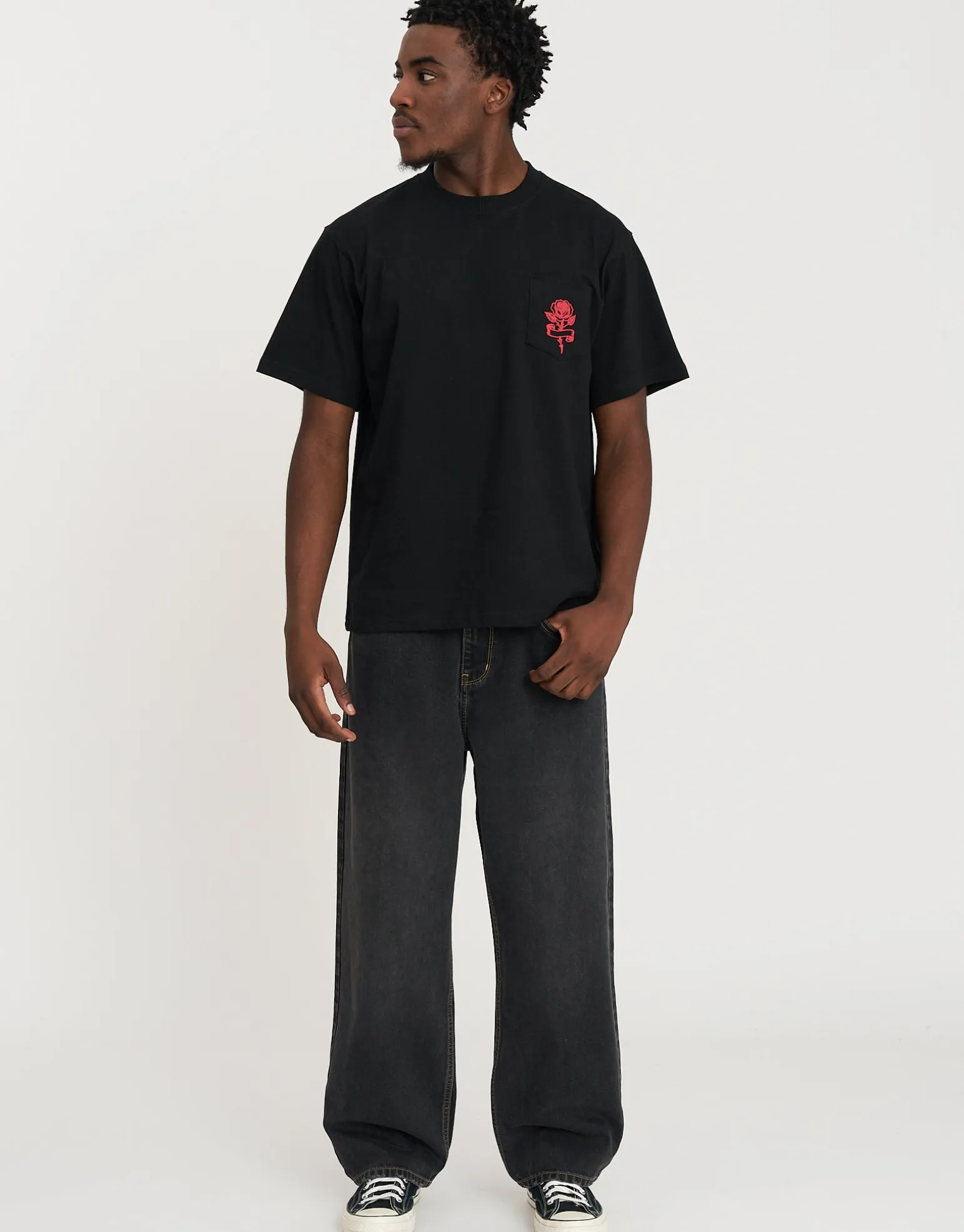 Rose Print Relaxed Fit T Shirt in Black