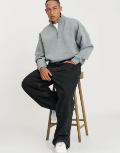 Scuba Oversized Deboss Quarter Zip in Grey Marle