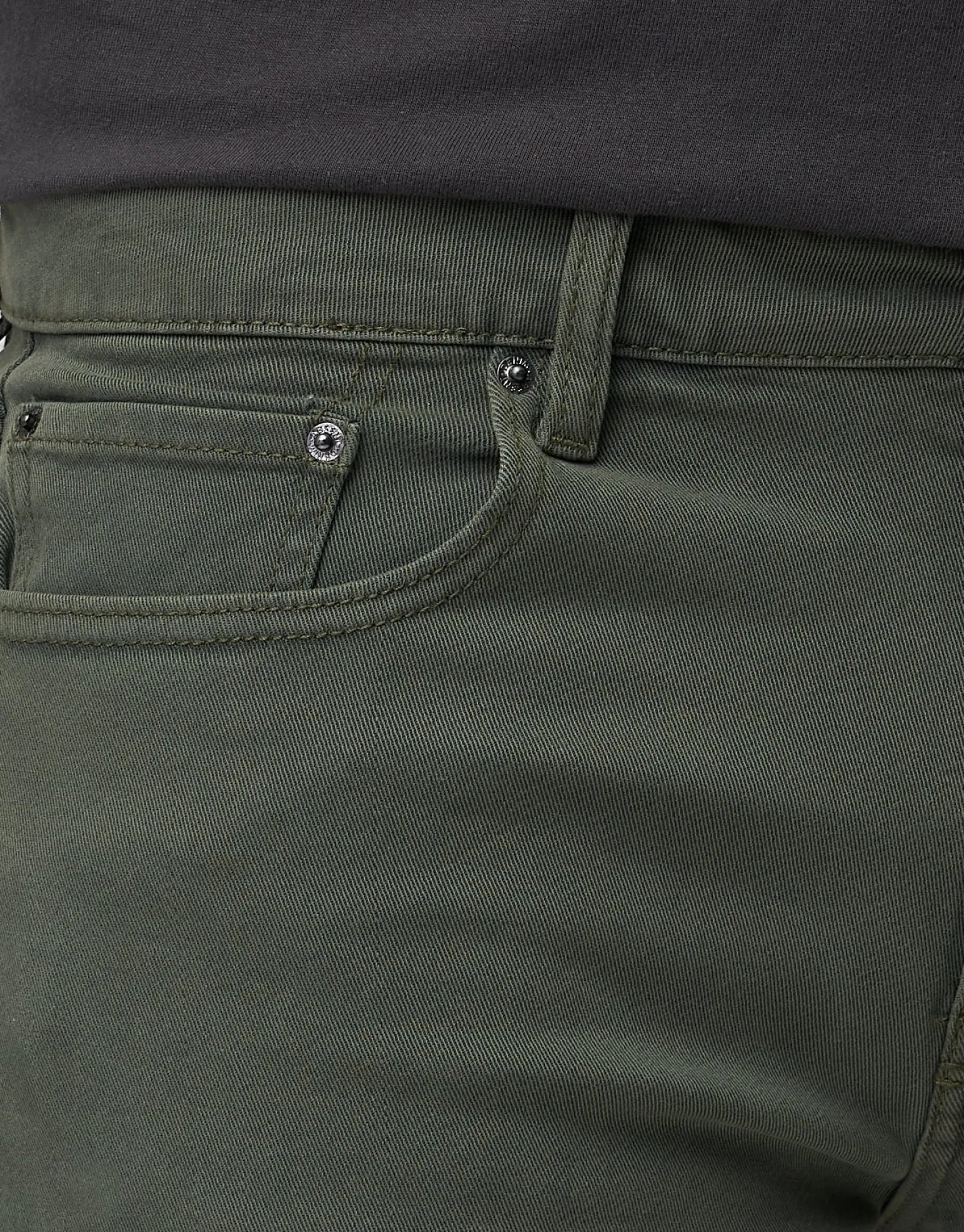 Slim Denim Shorts in Stonewash Sky