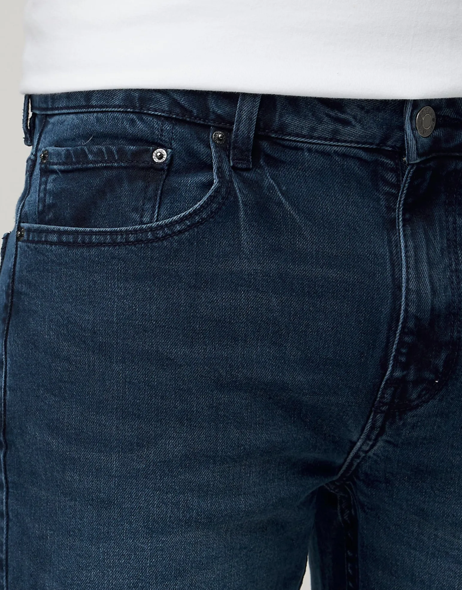 Slim Denim Shorts in Stonewash Sky