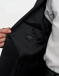 Slim Fit Tuxedo Jacket in Black