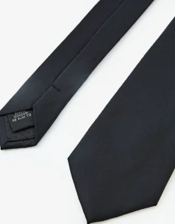 Slim Plain Tie in Black