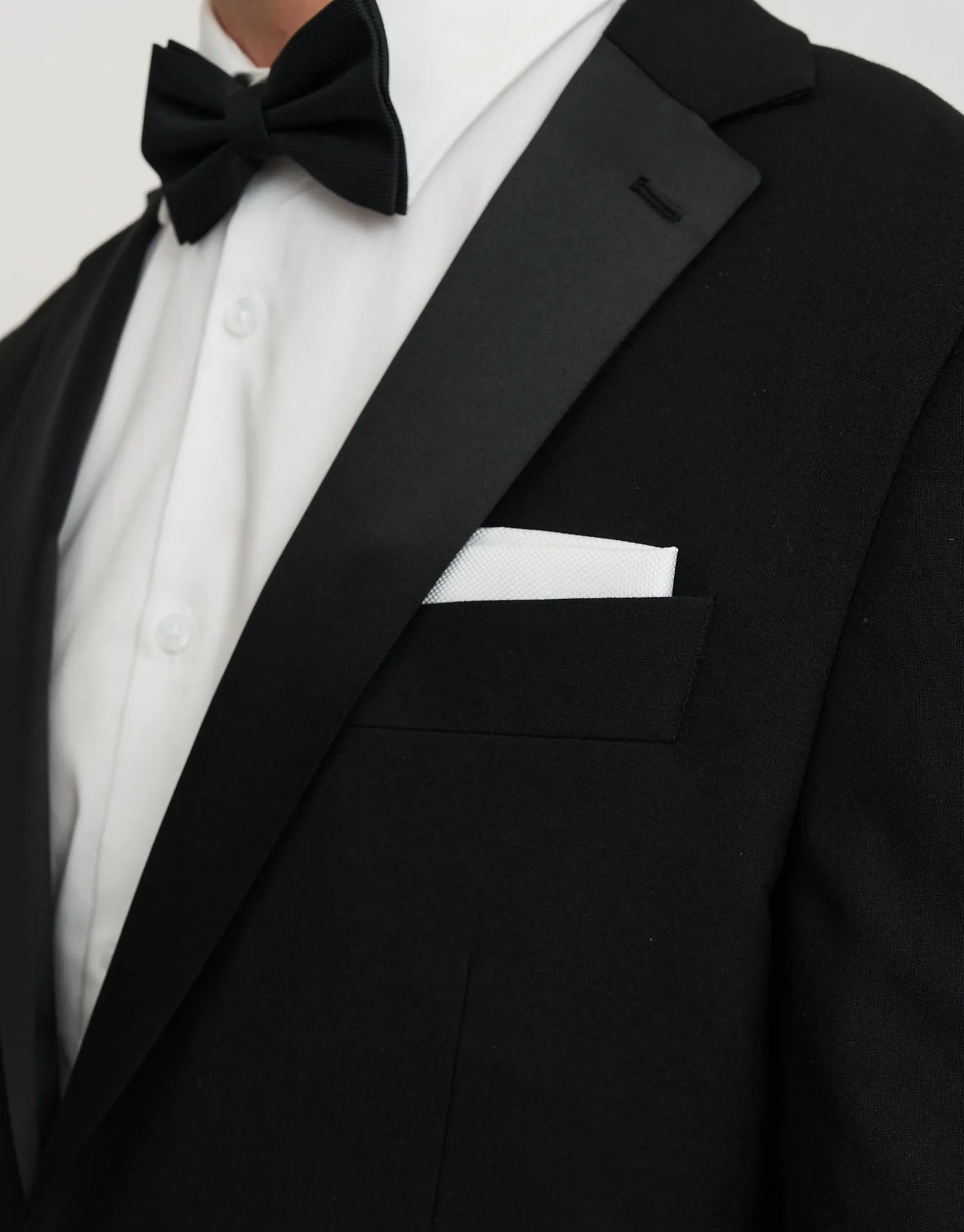 Slim Tuxedo Jacket in Black