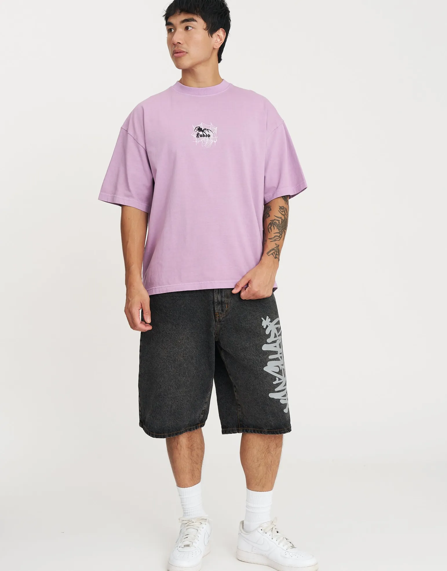 Spider Web Box Fit T Shirt in Pine Green