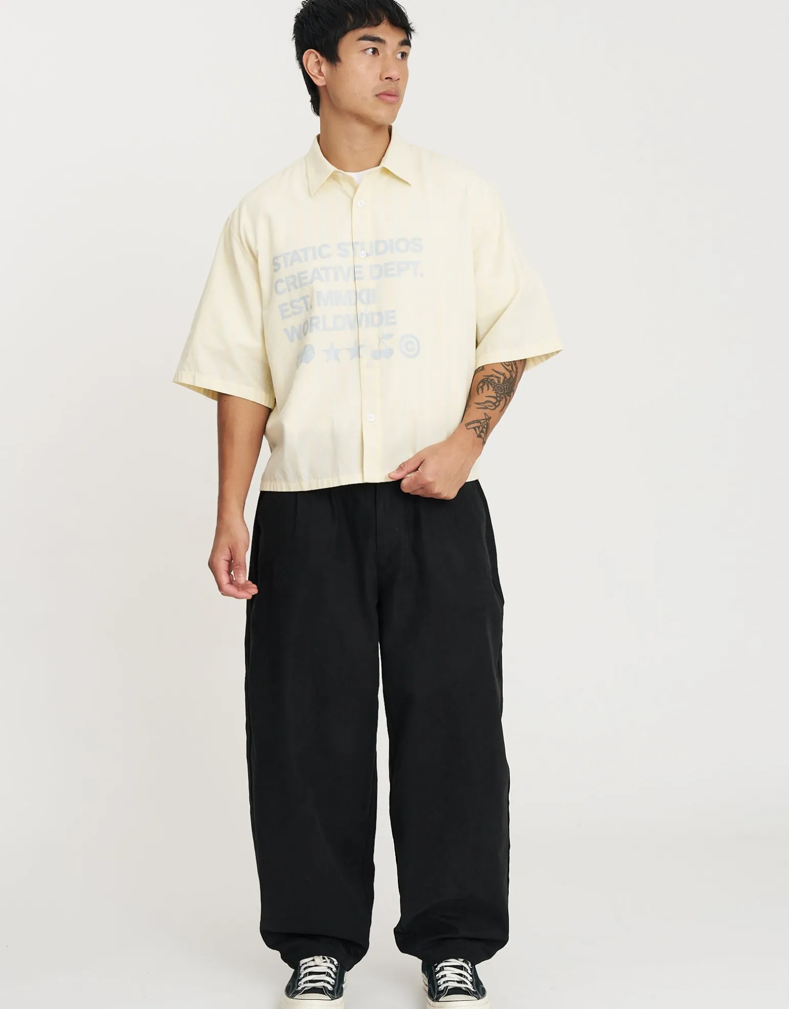 Stacked Stactic Printed Short Sleeve Shirt in Yellow/white