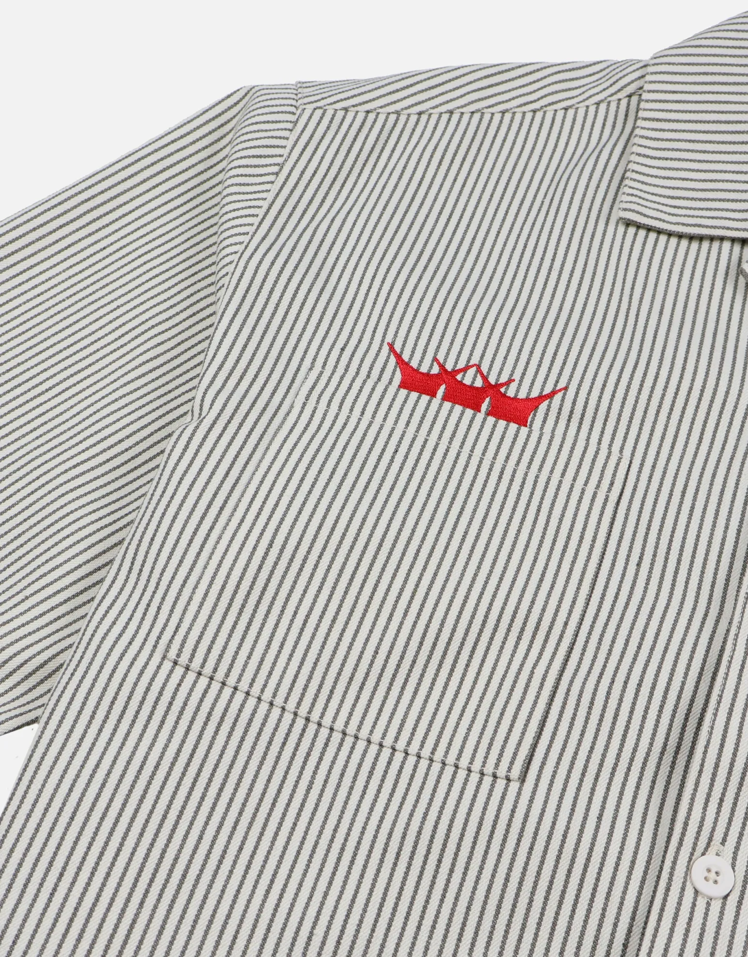 Static Supply Striped Cropped Short Sleeve Shirt in Grey/white