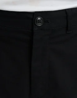 Stretch Chino Slim Fit Shorts in Black