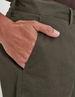 Stretch Chino Slim Fit Shorts in Khaki