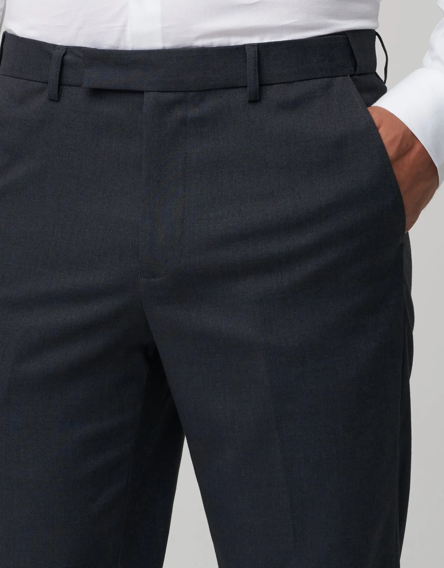Stretch Slim Fit Suit Pants in Navy