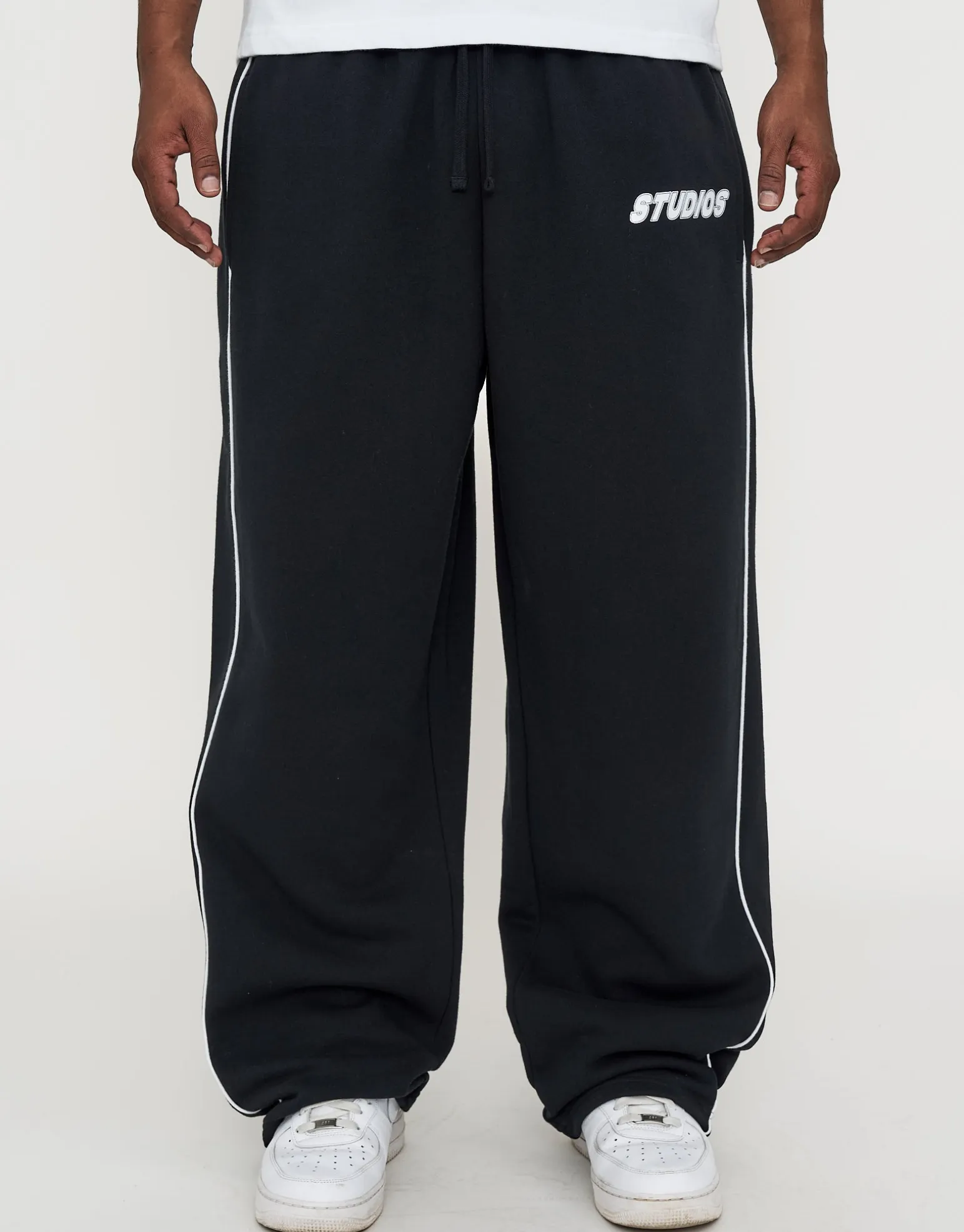 Studios Wide Track Pants in Bitter Brown
