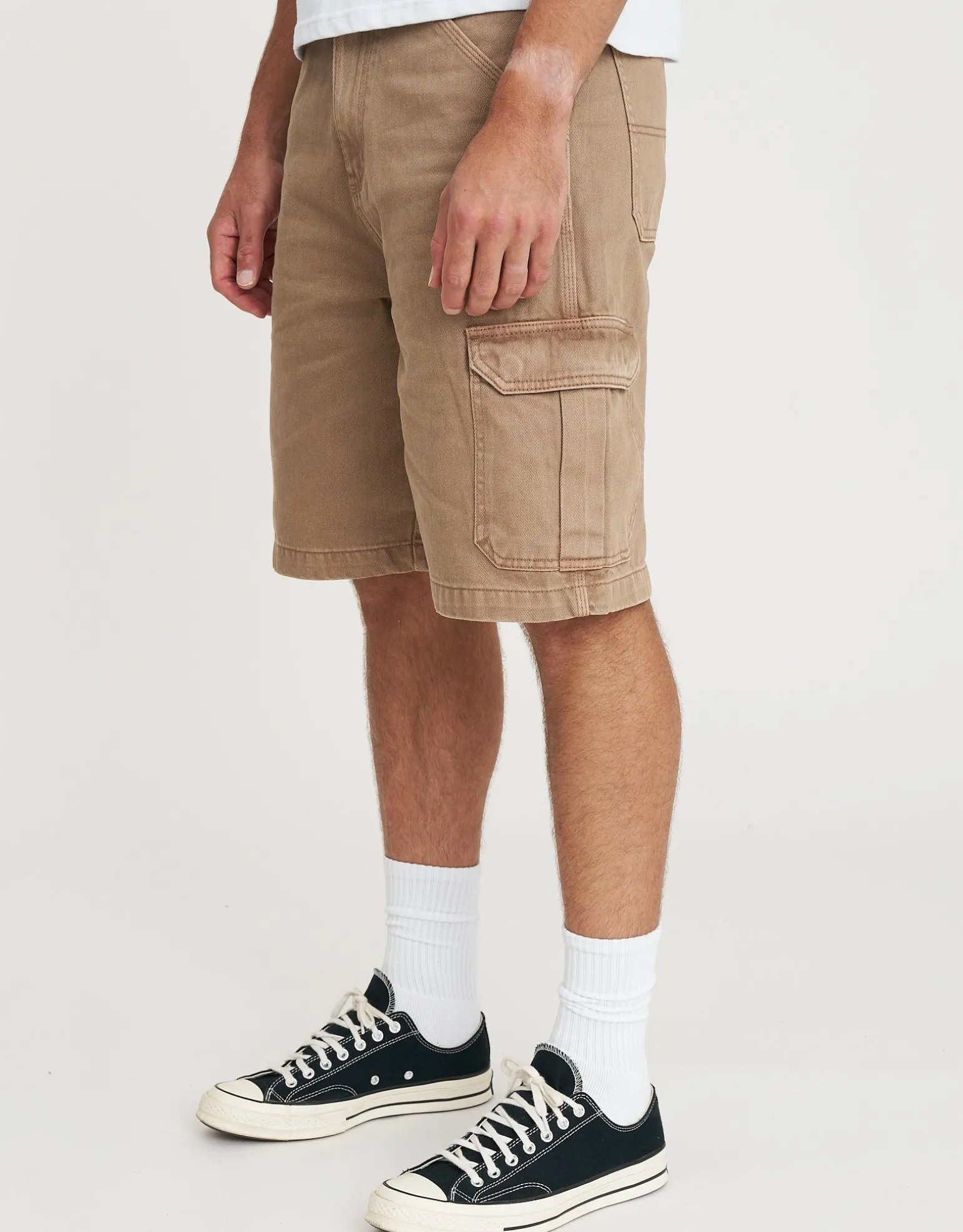 Supply Carpenter Cargo Jorts in Brown
