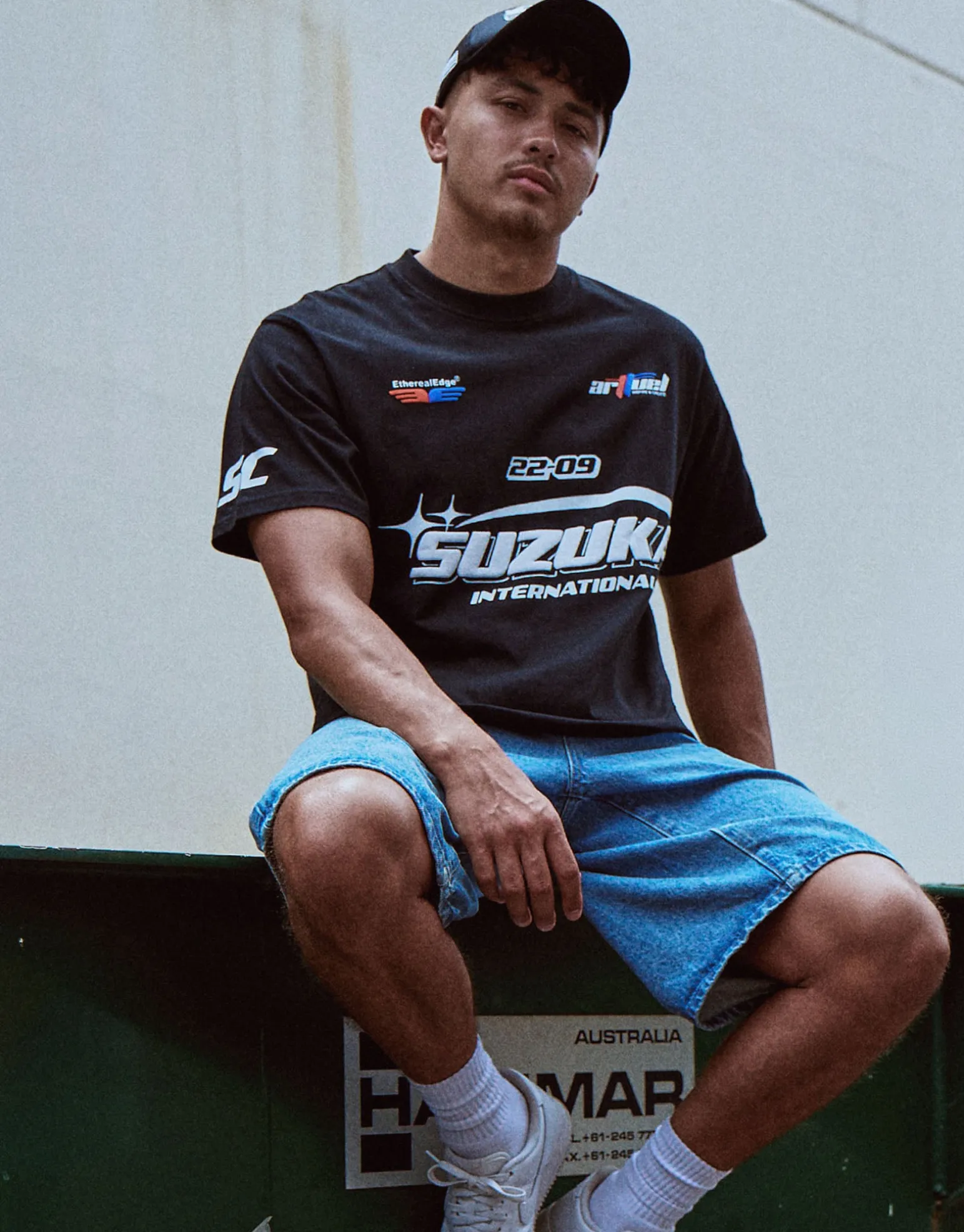 Suzuka Relaxed Fit T Shirt in Black
